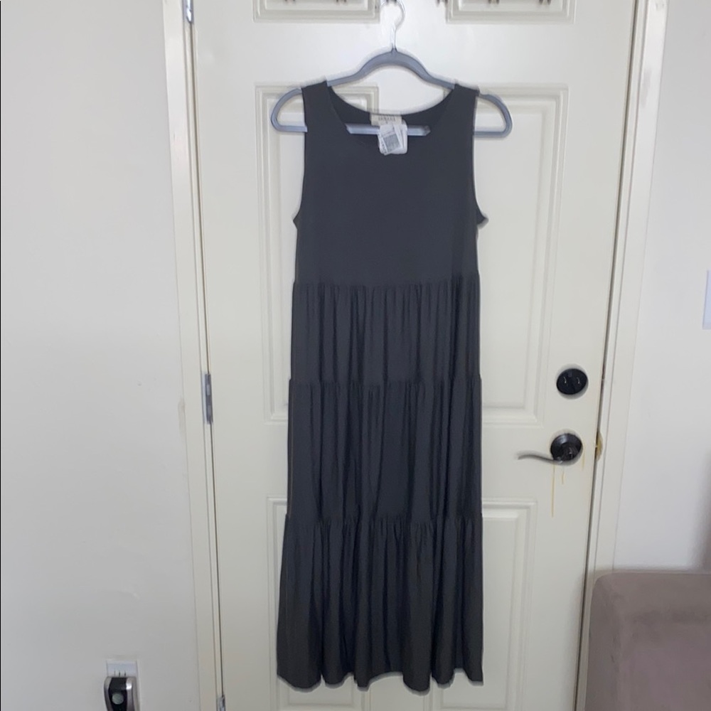 Zenana Outfitters Blue Sleeveless Pleated Maxi Dress